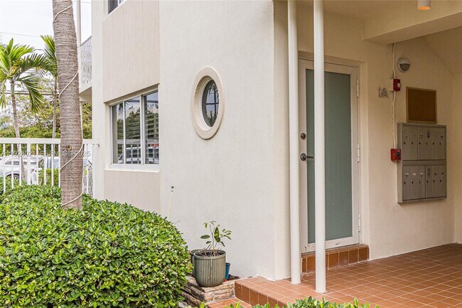 Building Photo - 1110 Venetian Way