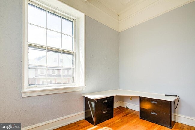 Building Photo - 2400 Baynard Blvd