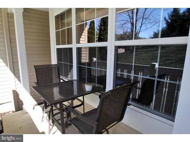 Building Photo - 278 Flagstone Rd