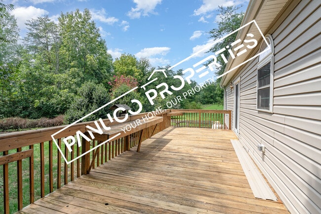 Building Photo - 8605 Haw River Rd