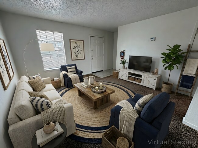 Building Photo - 1006 Eastside Dr