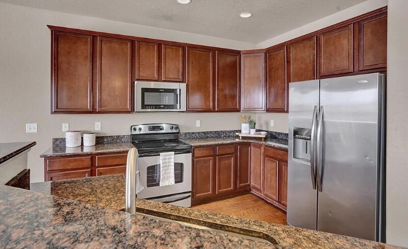 Building Photo - 7425 Willowdale Dr