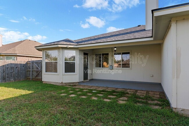 Building Photo - 10017 Barton Creek Dr