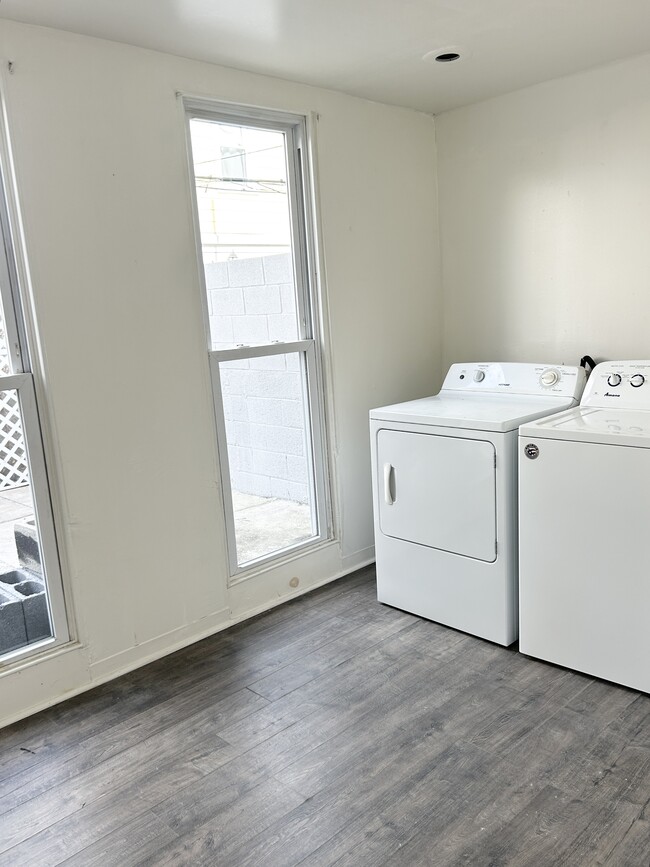 laundry room - 435 McKean St