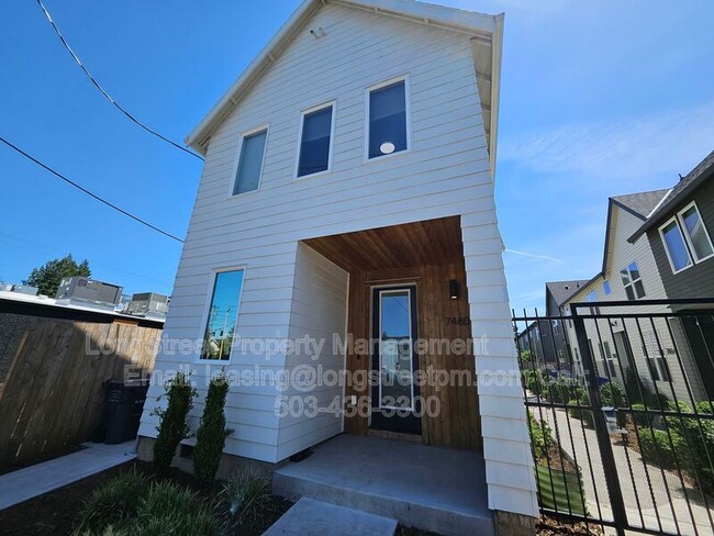 Building Photo - 7480 N Oswego Ave