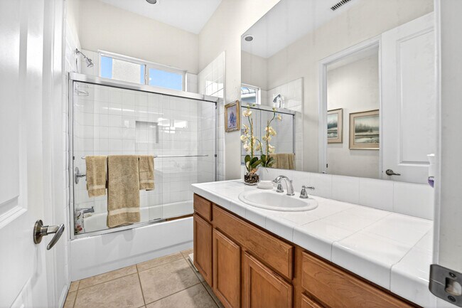 Building Photo - 74068 Jeri Ln