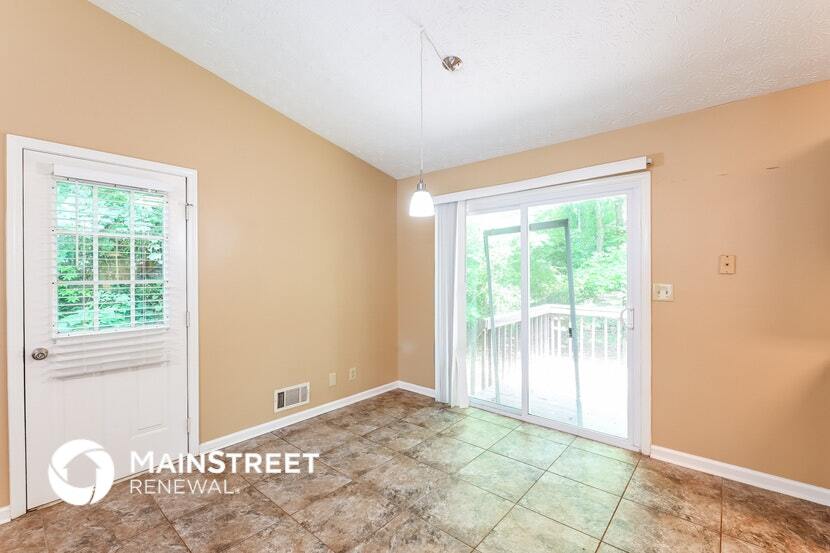 Building Photo - 372 Kings Hill Ct