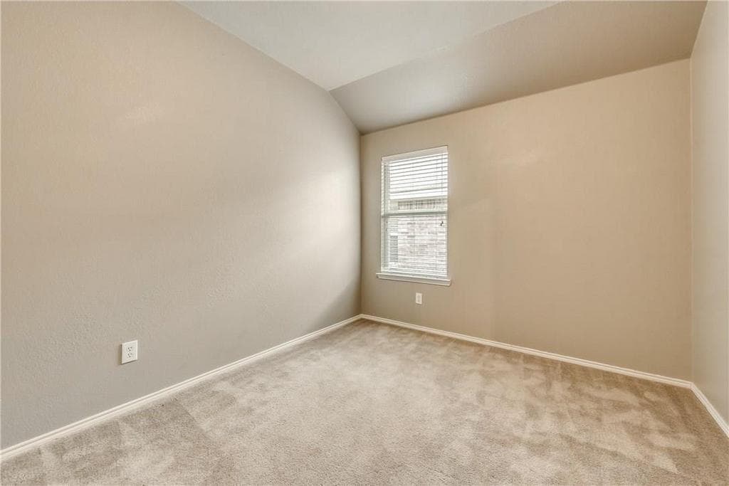 Building Photo - 2004 Zavala Dr