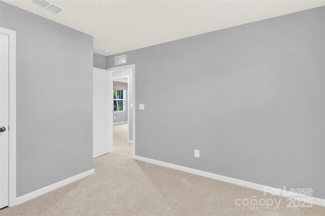 Building Photo - 3212 Coast Oak Rd