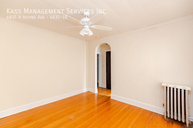 Building Photo - 4835 N Hoyne Ave