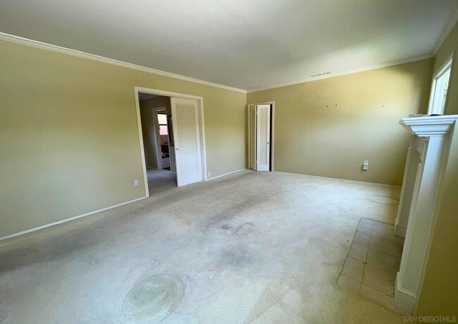 Building Photo - 4744 Idaho St