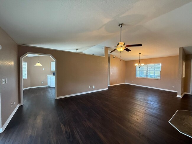Building Photo - Charming 3-Bed, 2-Bath Oasis with Pool & E...