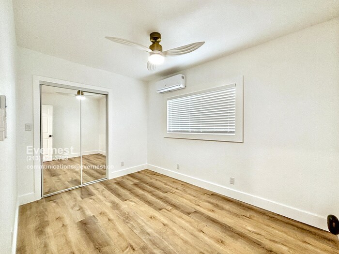 Building Photo - 3046 Guirado St