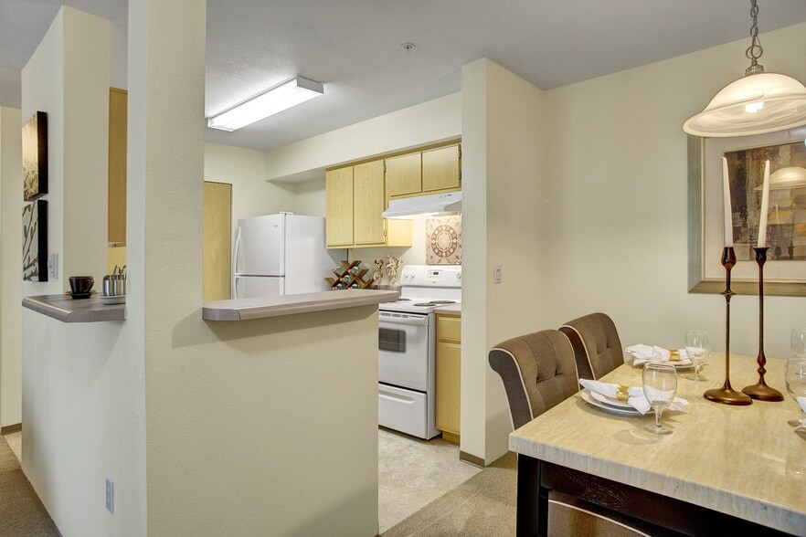 Building Photo - Allegro