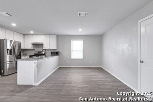 Building Photo - 6448 Cotton Ridge