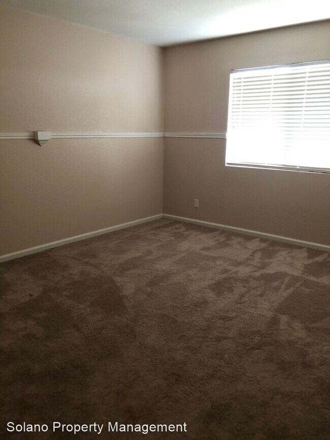 Building Photo - 4 br, 3 bath House - 1137 Potrero Cir