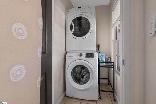 Building Photo - 7 Hamilton Ave