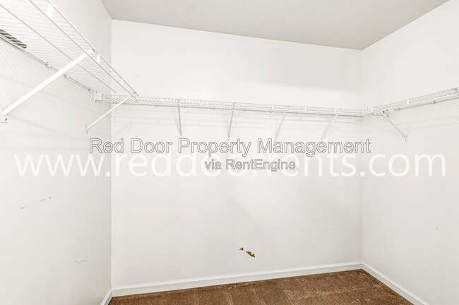 Building Photo - 12419 Deerview Dr