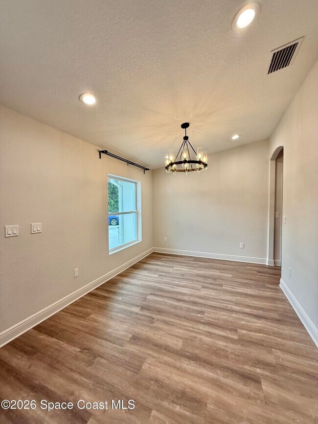 Building Photo - 4255 US-1