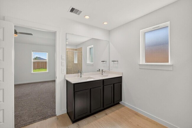 Building Photo - 29510 Paytons Park Ct