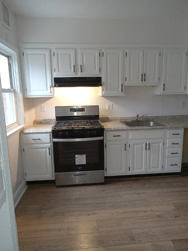 Building Photo - 1661 Ralworth Rd