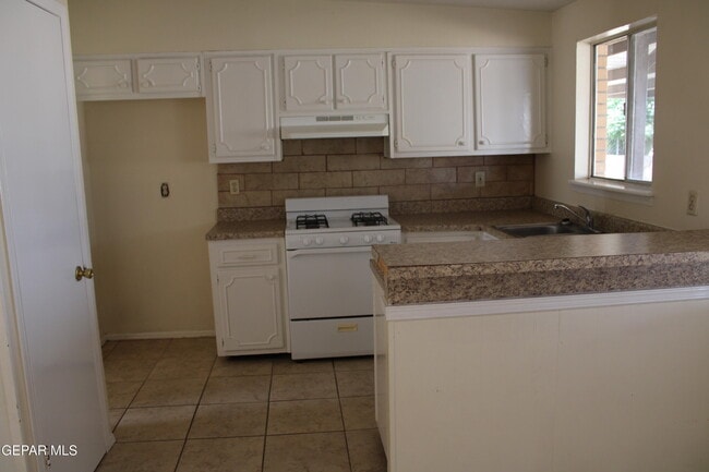 Building Photo - 10452 Persephone Dr