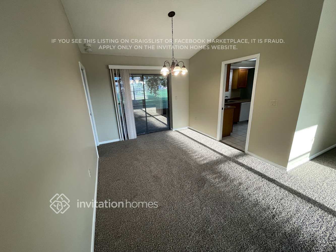 Building Photo - 26097 Dolman Ct