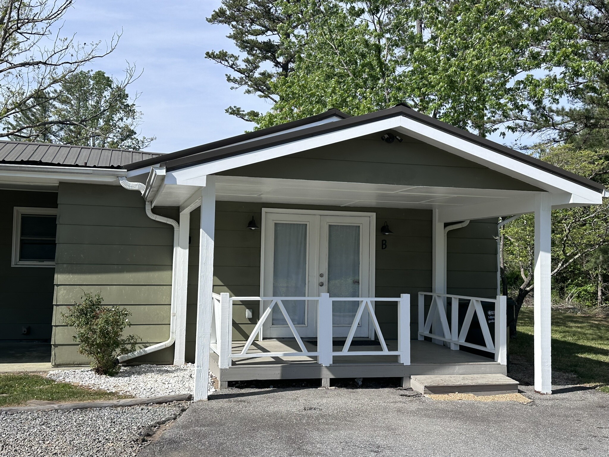 Front of Unit B - 208 cagle rd