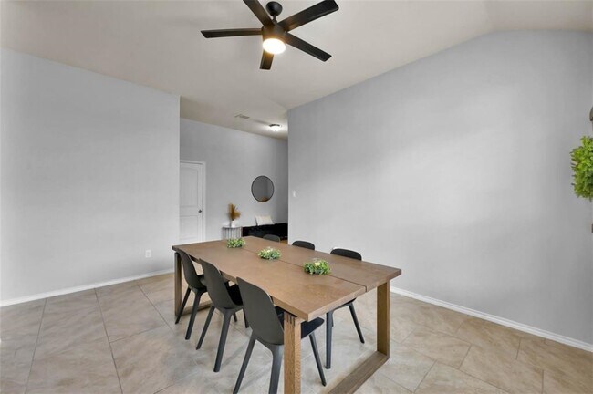 Building Photo - 14030 Wolftrap Ln