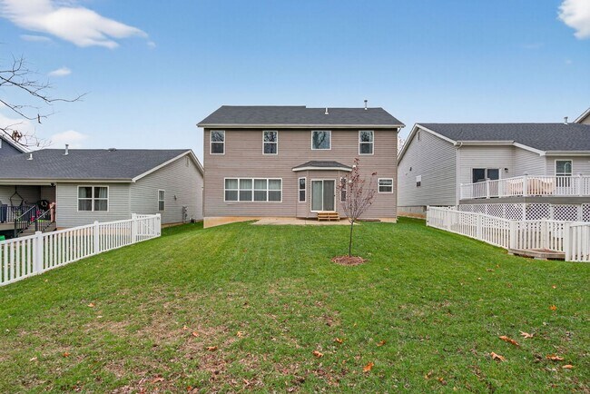 Building Photo - Beautiful 4-Bedroom Home with Modern Upgrades