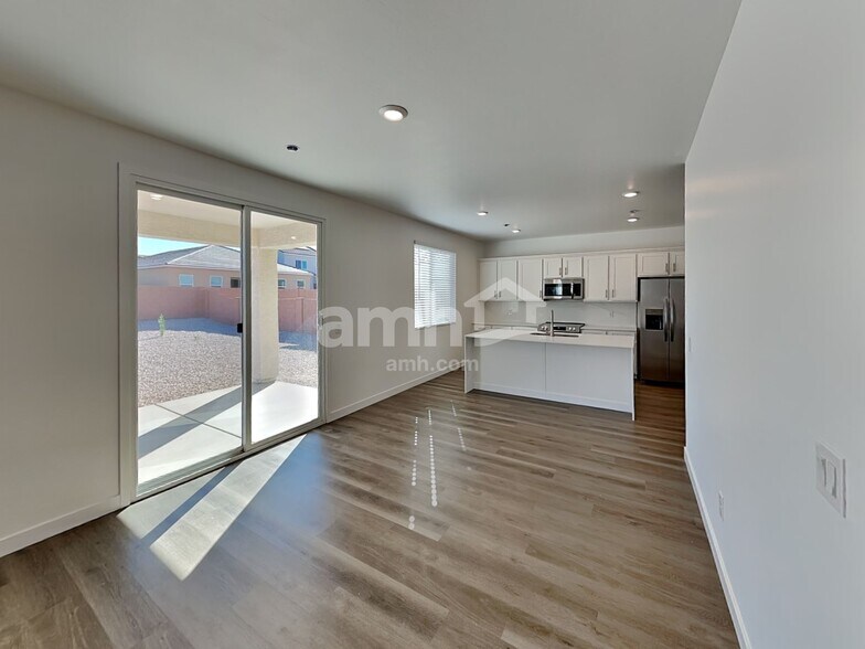 Building Photo - 13144 N Serenity Vly Dr