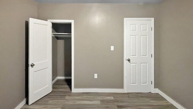 Building Photo - 507 Arsan Ave
