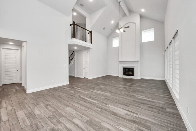 Building Photo - 28907 Ridge Valley Ct