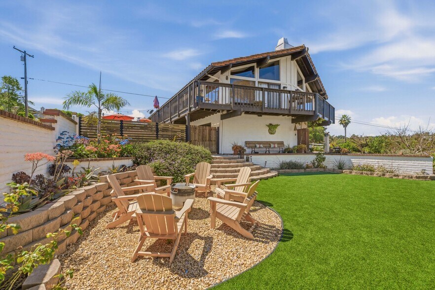 Building Photo - 234 Spanish Spur