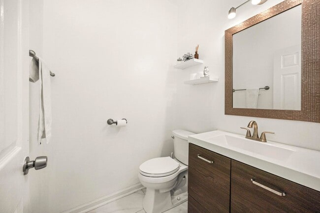 Building Photo - 513 Cold Stream Pl