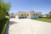 Building Photo - 15254 Clymer St