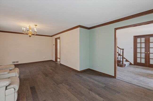 Building Photo - 1055 Knollwood Ln