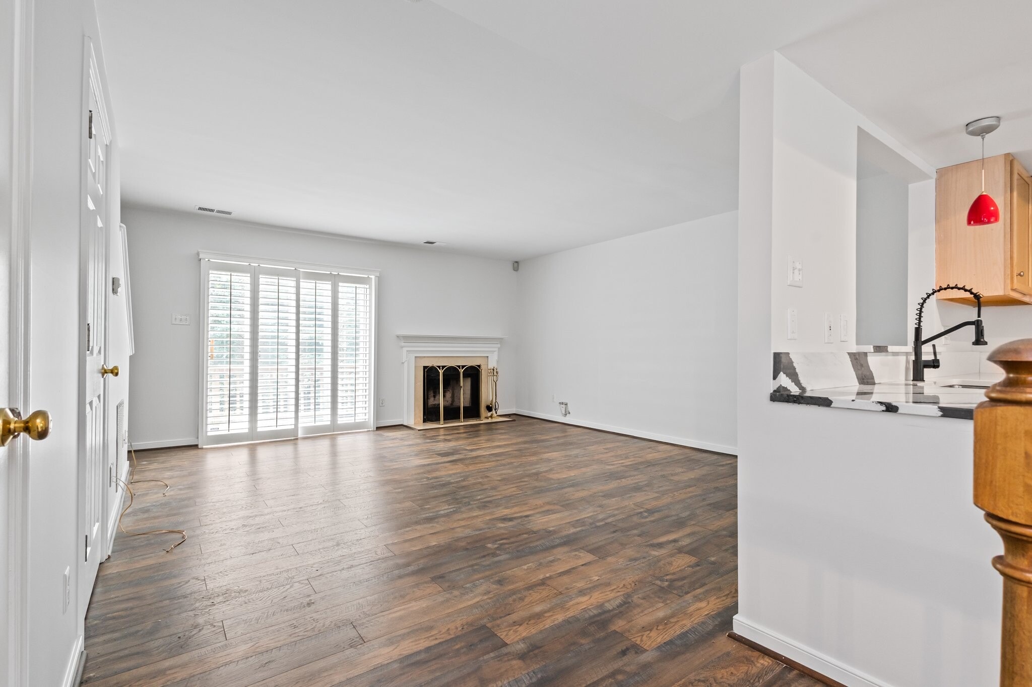 Building Photo - 12021 Shore View Dr
