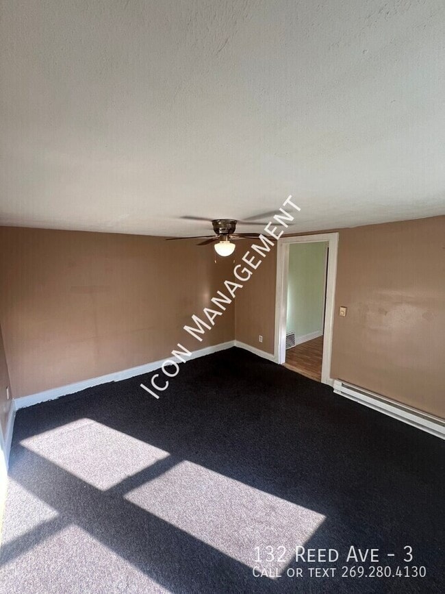 Building Photo - 132 Reed St