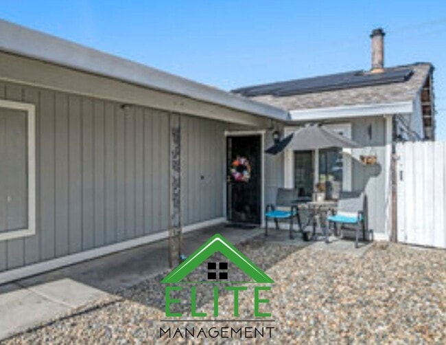 Building Photo - Charming 3-Bedroom Duplex in North Highlan...
