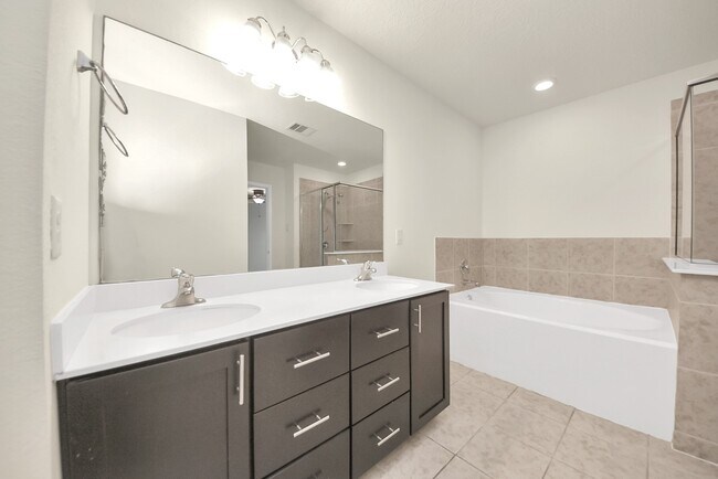 Building Photo - 19403 Tinway Ct