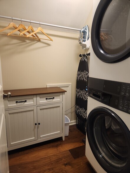 In-Unit Laundry Room - 690 Kodiak Ln