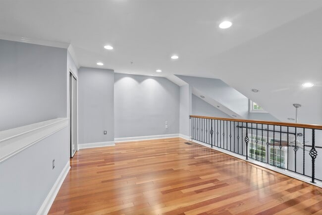 Building Photo - 169 Price Ct