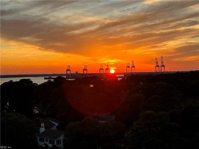 Building Photo - Algonquin Park