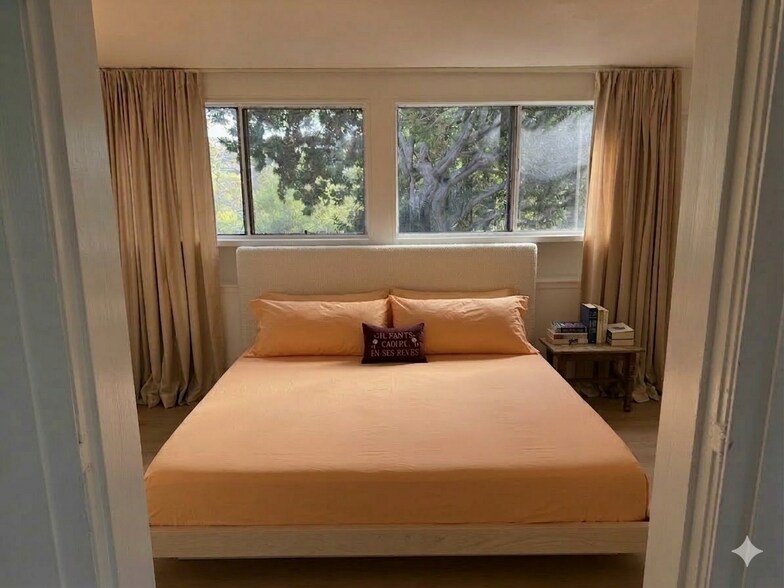 Building Photo - 5924 Hayes Ave