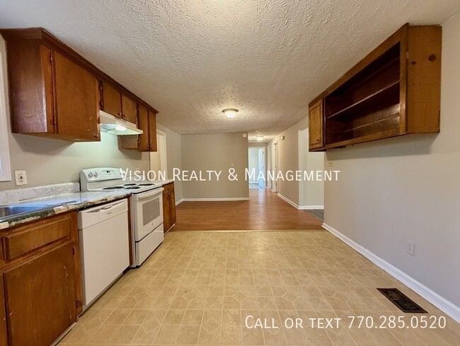 Building Photo - 219 Harmon Ave