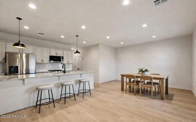 Building Photo - 101 Foster Grove Drive