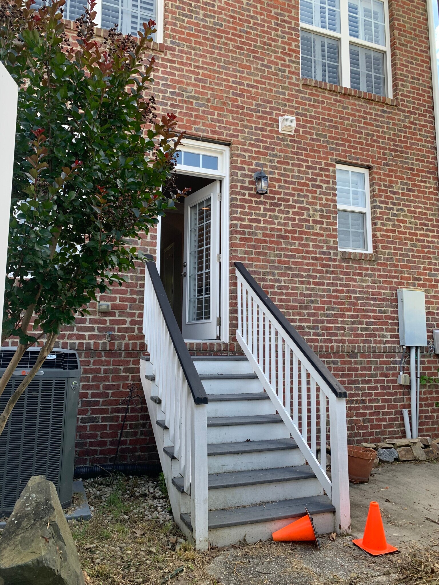 Building Photo - 16918 Summers Walk Blvd