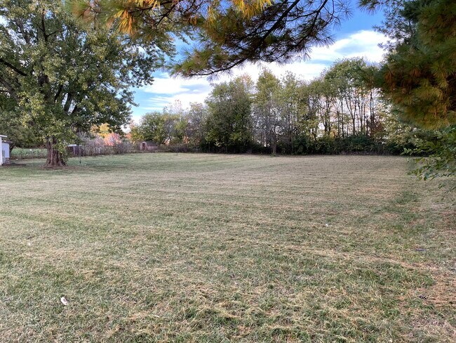 Building Photo - 118 Wine St