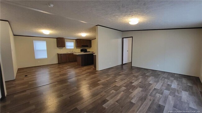 Building Photo - 385 Burns Rd